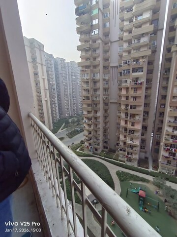 2 BHK Apartment For Sale in Supertech Cape Town, Sector 74