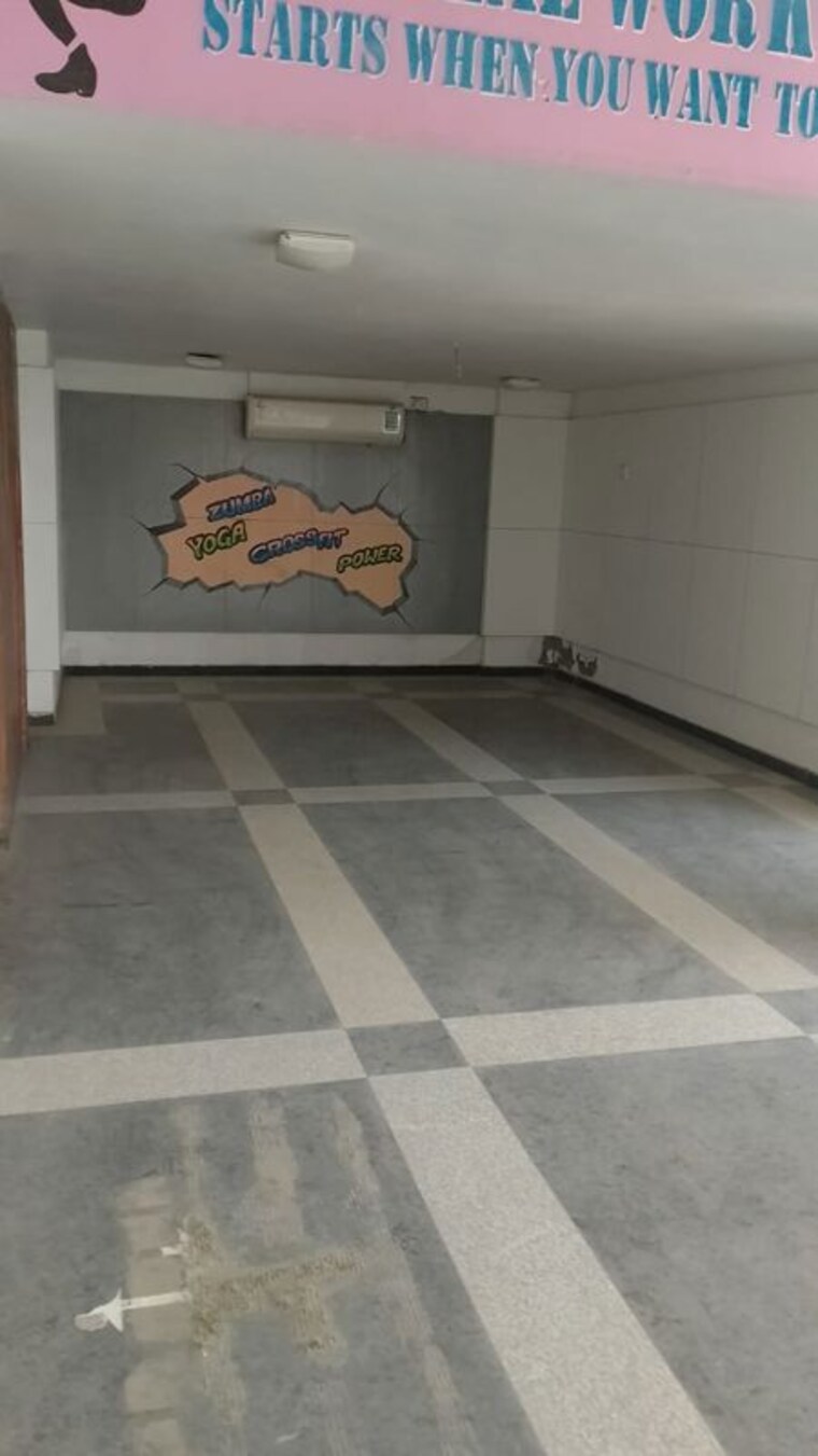 Room, kamothe sector 20 Commercial Office Space 4500 Sq.Ft. In Kamothe Sector 20 Navi Mumbai 9857519