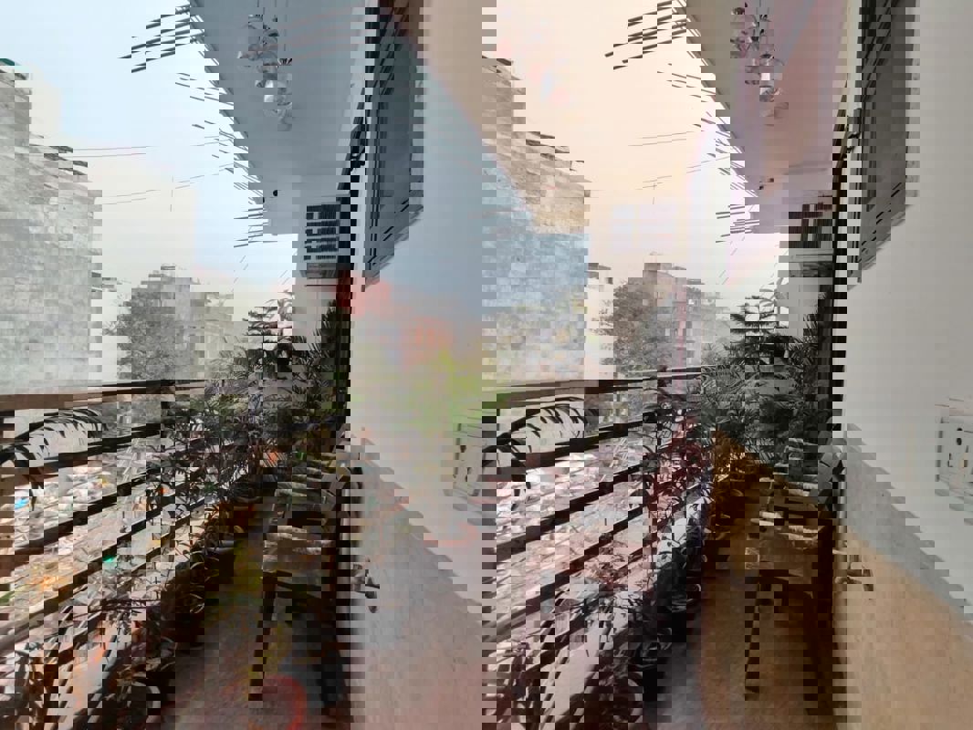 2 BHK + Study Room Builder Floor For Rent in Saket