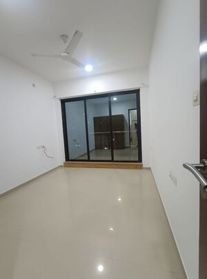 2.5 BHK Apartment For Rent in DLH Udaka Heights Goregaon West, Goregaon West