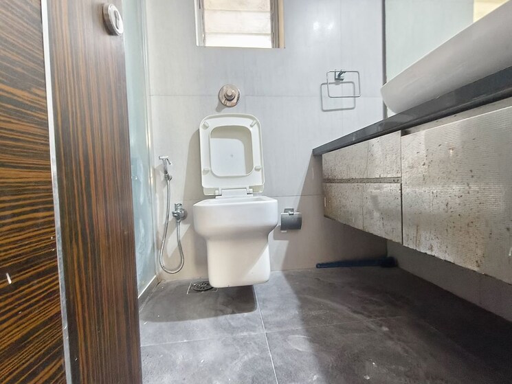 Bathroom, soham-tropical-lagoon 3 Bedroom 771 Sq.Ft. Apartment In Ghodbunder Road Thane 9857550