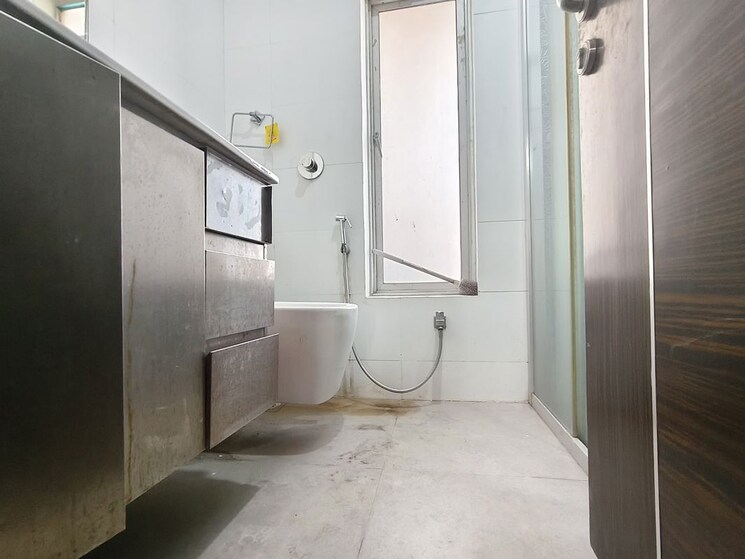 Bathroom, soham-tropical-lagoon 3 Bedroom 771 Sq.Ft. Apartment In Ghodbunder Road Thane 9857550