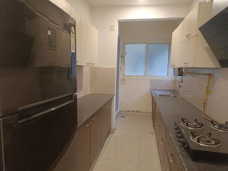 Kitchen, mahagun-mirabella 2.5 Bedroom 1380 Sq.Ft. Apartment In Sector 79 Noida 9857521