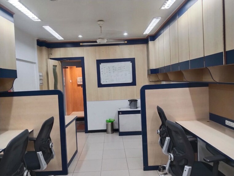 Team Area, real-tech-park Commercial Office Space 610 Sq.Ft. In Vashi Sector 30a Navi Mumbai 9857548