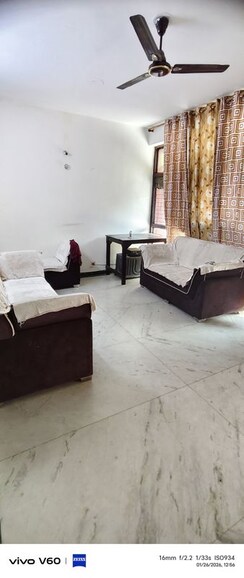 2 BHK + Pooja Room Independent House For Rent in RWA Apartments Sector 19