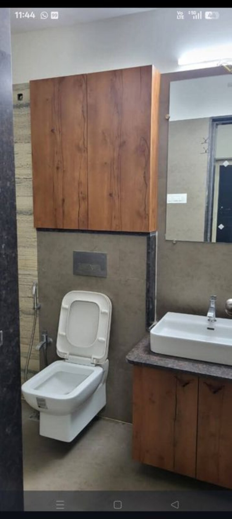 Bathroom, saket-complex 3 Bedroom 850 Sq.Ft. Apartment In Kalwa Thane 9857569