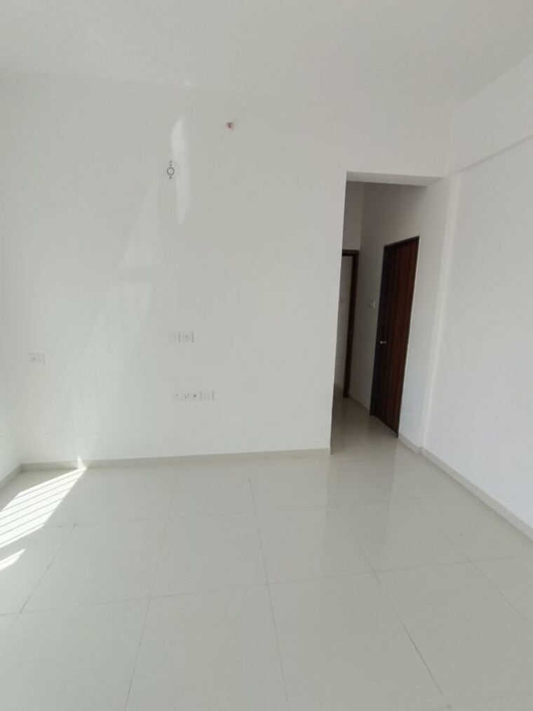 Room, runwal-the-central-park 2 Bedroom 666 Sq.Ft. Apartment In Chinchwad Pune 9857166