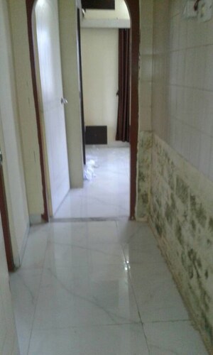 Room in 2 BHK Apartment at Manju Tower CHS, Andheri West – for Rent