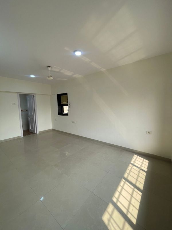 3 BHK + Pooja Room Apartment For Rent in Khar West