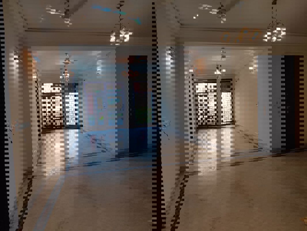 4 BHK + Servant Room Builder Floor For Rent in Saket