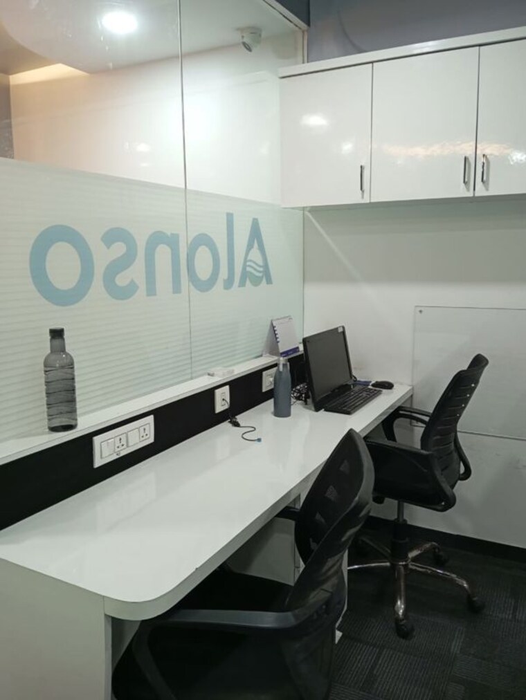 Team Area, real-tech-park Commercial Office Space 1350 Sq.Ft. In Vashi Sector 30a Navi Mumbai 9857646