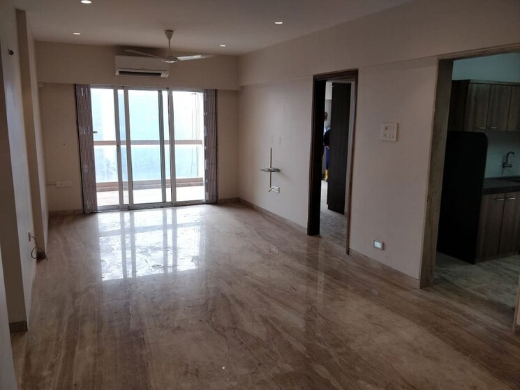 Room, santacruz east 3 Bedroom 1100 Sq.Ft. Apartment In Santacruz East Mumbai 9857641