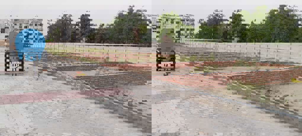 Plot For Sale in Neelendras Amity Greens