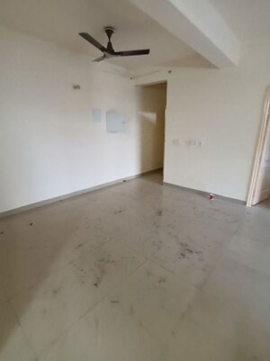 Room in 3 BHK Apartment at RG Euphoria, Vrindavan Yojna – for Rent