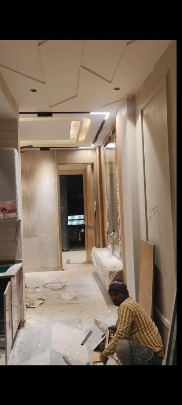 Building Lobby in 2 BHK Builder Floor at Lajpat Nagar 4 – for Sale