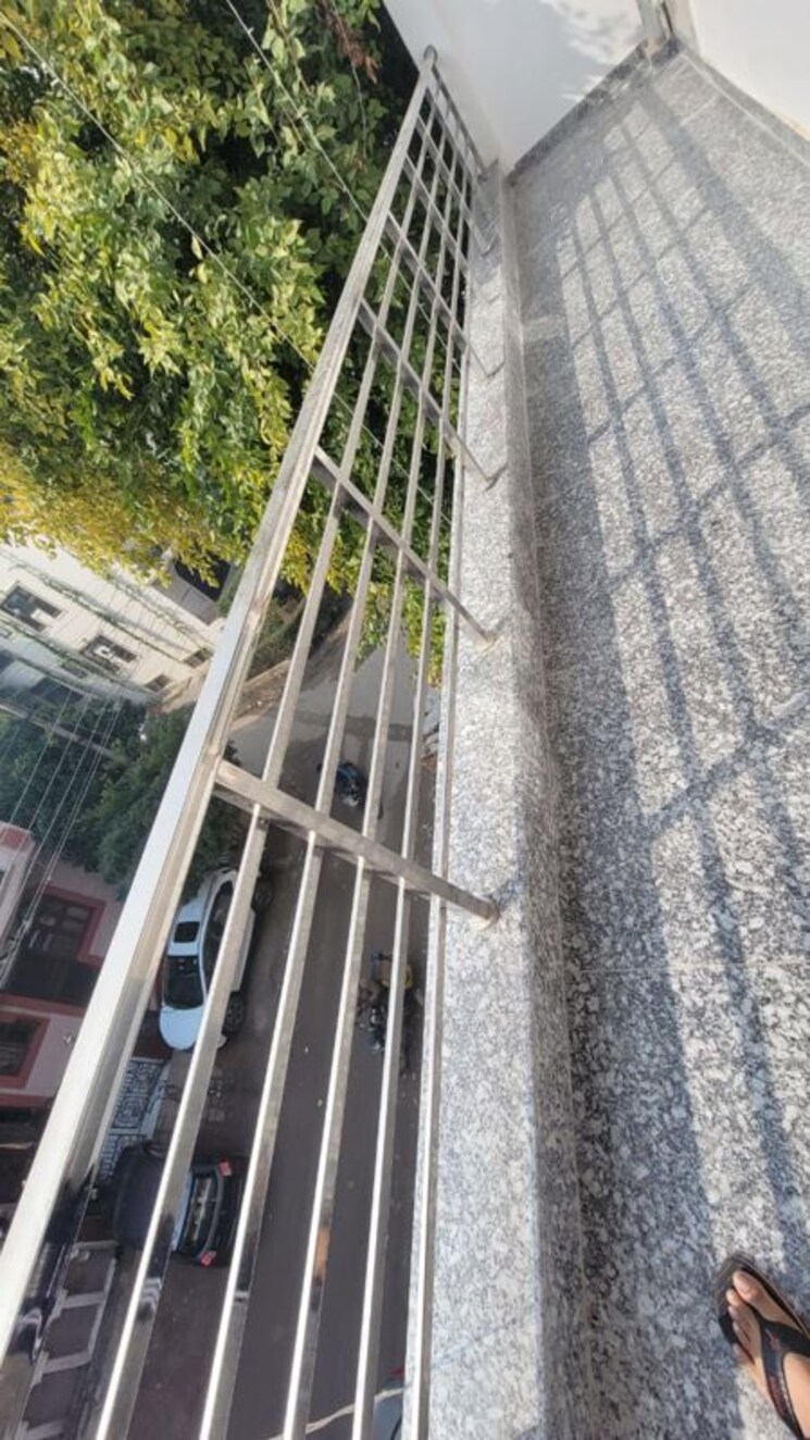 Balcony, sector 46 3 Bedroom 2100 Sq.Ft. Builder Floor In Sector 46 Gurgaon 9857682