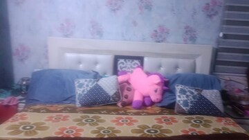 Bedroom in 1 BHK Builder Floor at Shalimar Apartments Shalimar Garden, Shalimar Garden – for Sale