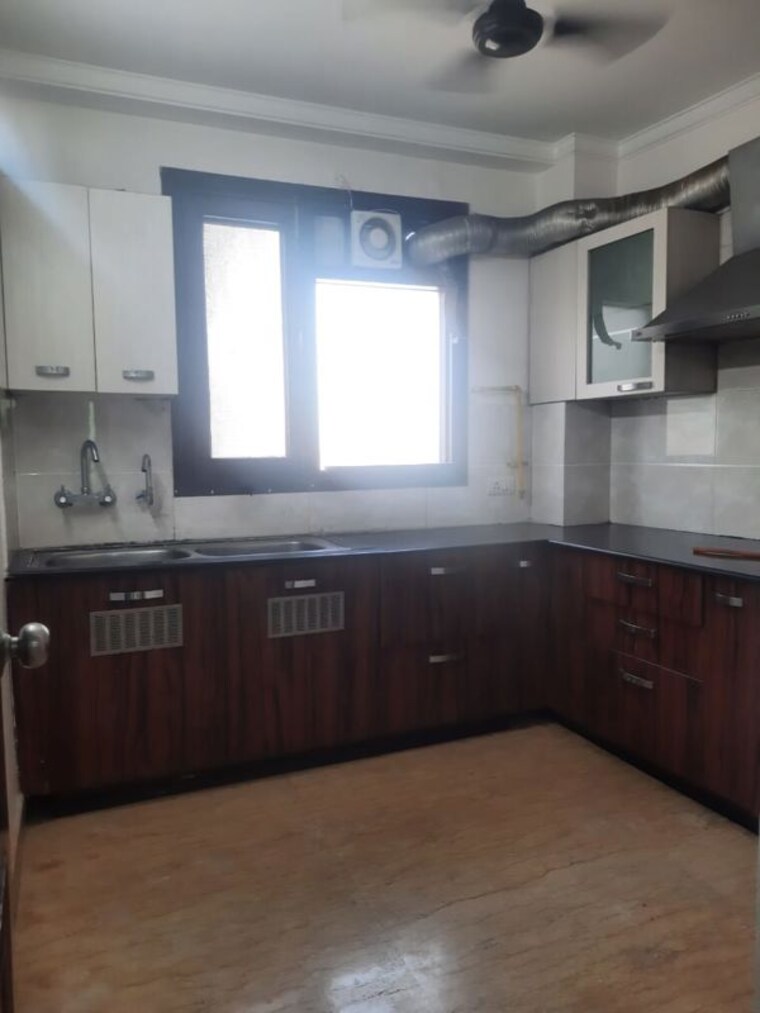 Kitchen, kailash colony 3 Bedroom 1440 Sq.Ft. Builder Floor In Kailash Colony Delhi 9857741