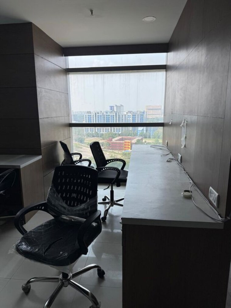 Team Area, mani-casadona Commercial Office Space 1443 Sq.Ft. In New Town Kolkata 9857730