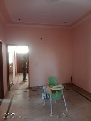 Living Room in 2.5 BHK Builder Floor at Ashoka Enclave 3, Sector 35 – for Rent