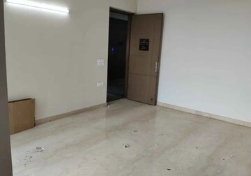 Room in 3 BHK Apartment at Emaar Gurgaon Greens, Sector 102 – for Rent