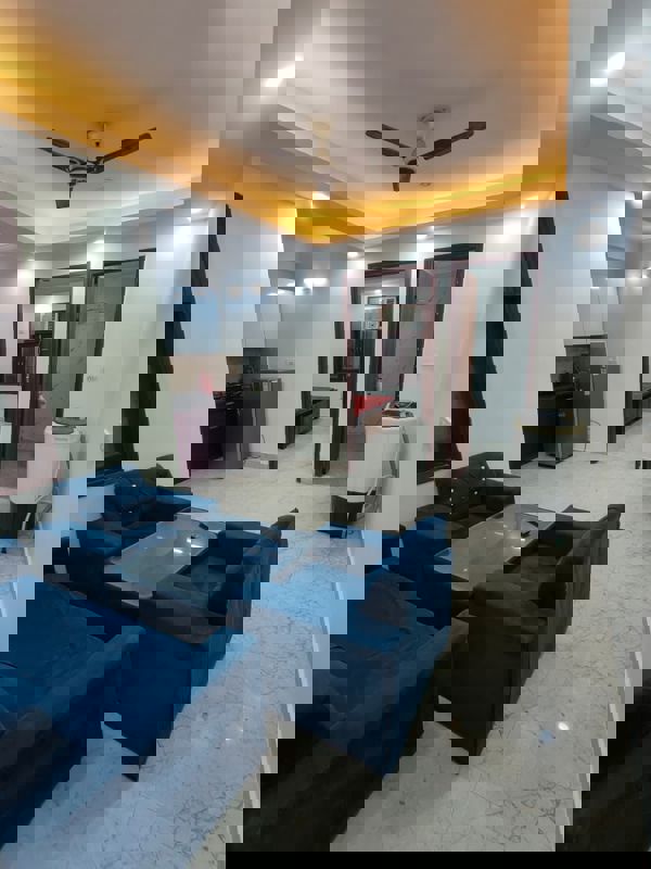 2 BHK Builder Floor For Rent in Saket