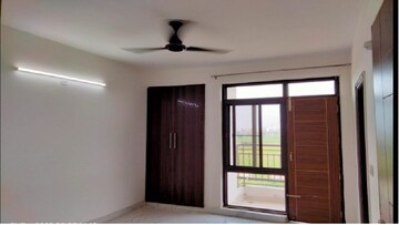 Room in 3 BHK Builder Floor at NK Sharma Savitry Greens 2, Ghazipur – for Rent