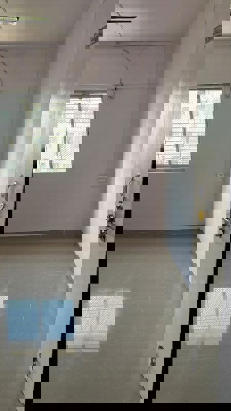 1 BHK 400 Sq.Ft. Apartment in KK Moniz Complex