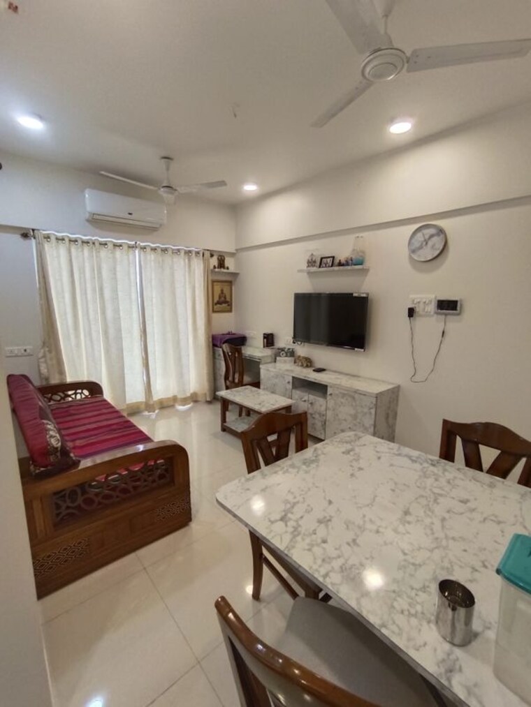 Team Area, ashar-metro-towers 1 Bedroom 486 Sq.Ft. Apartment In Vartak Nagar Thane 9857895