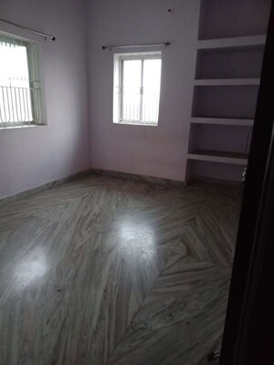 Room in 3 BHK Apartment at Doranda – for Rent