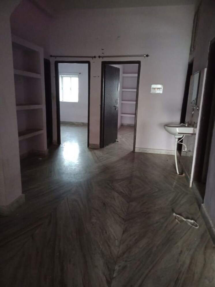 Room, doranda 3 Bedroom 1600 Sq.Ft. Apartment In Doranda Ranchi 9857908