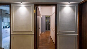 4 BHK Apartment – Entrance View at Sindhi Society Chembur, Chembur - for Sale