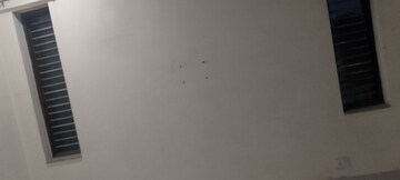 Room in 2.5 BHK Builder Floor at Arun Yamuna Enclave, Sector 30 – for Rent