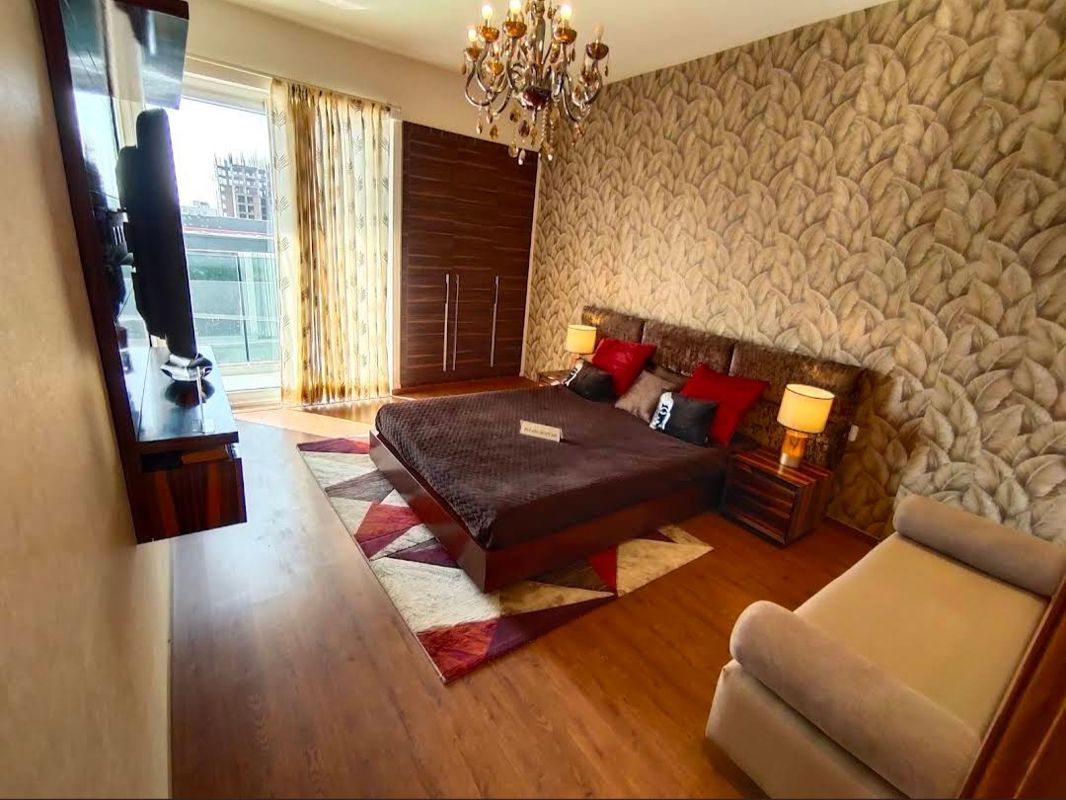 4 BHK + Servant Room Apartment For Rent in Tulip Purple