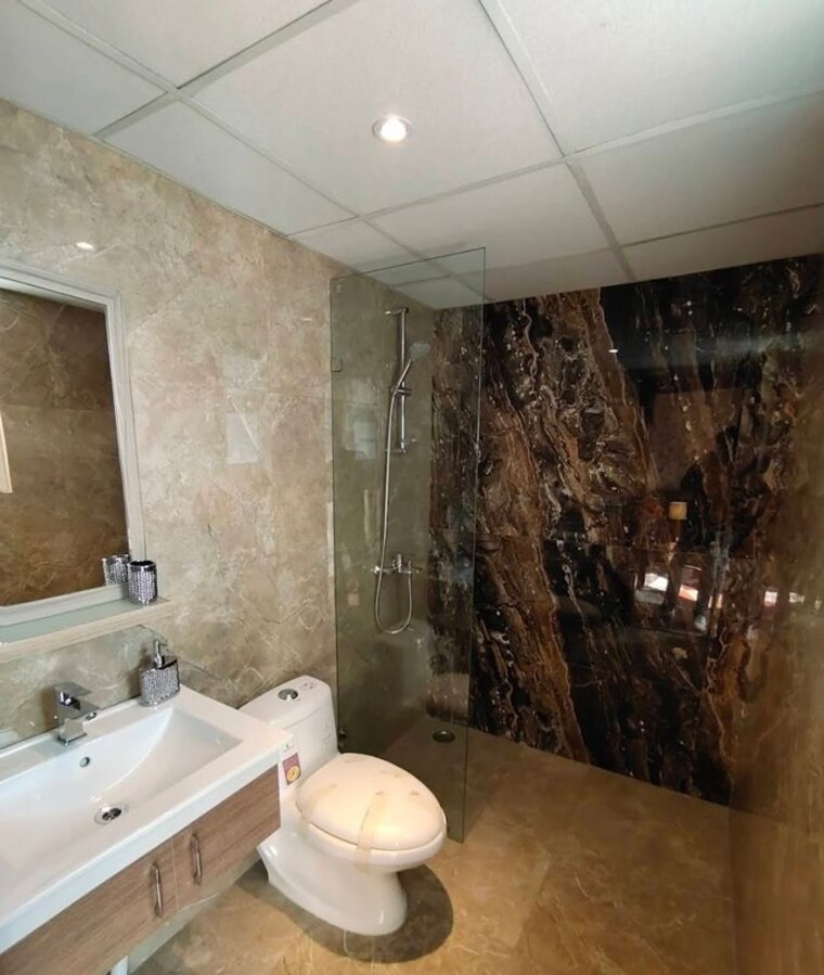 Bathroom, tulip-purple 4 Bedroom 2400 Sq.Ft. Apartment In Sector 69 Gurgaon 9857959