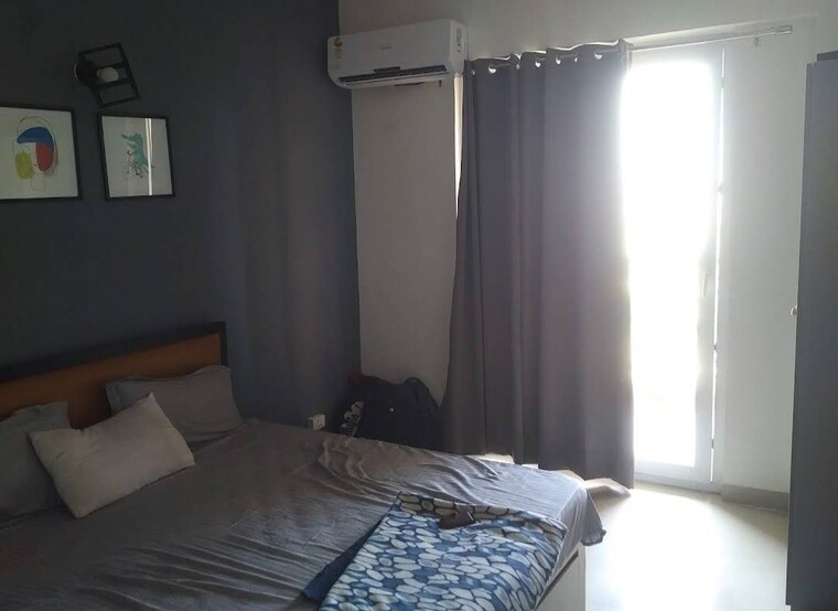 Bedroom, tulip-purple 4 Bedroom 2400 Sq.Ft. Apartment In Sector 69 Gurgaon 9857959