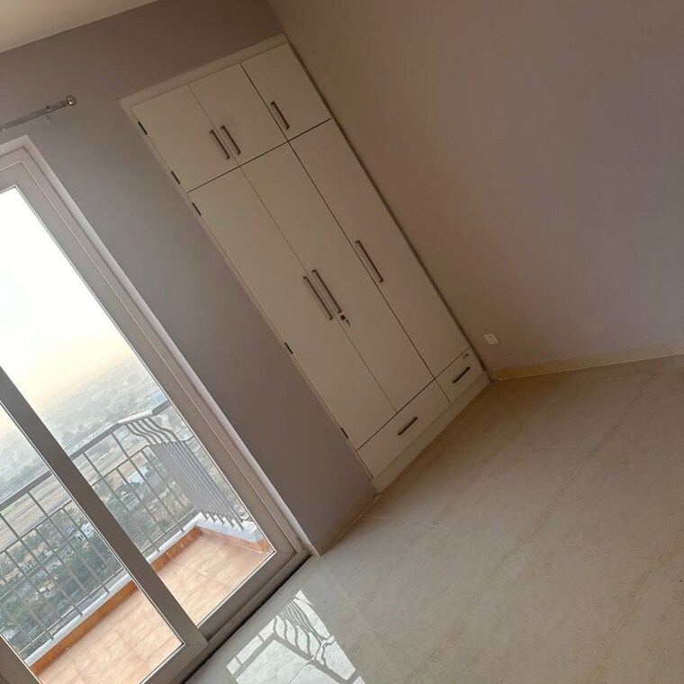 undefined, supertech-hues 2 Bedroom 1180 Sq.Ft. Apartment In Sector 68 Gurgaon 9857962