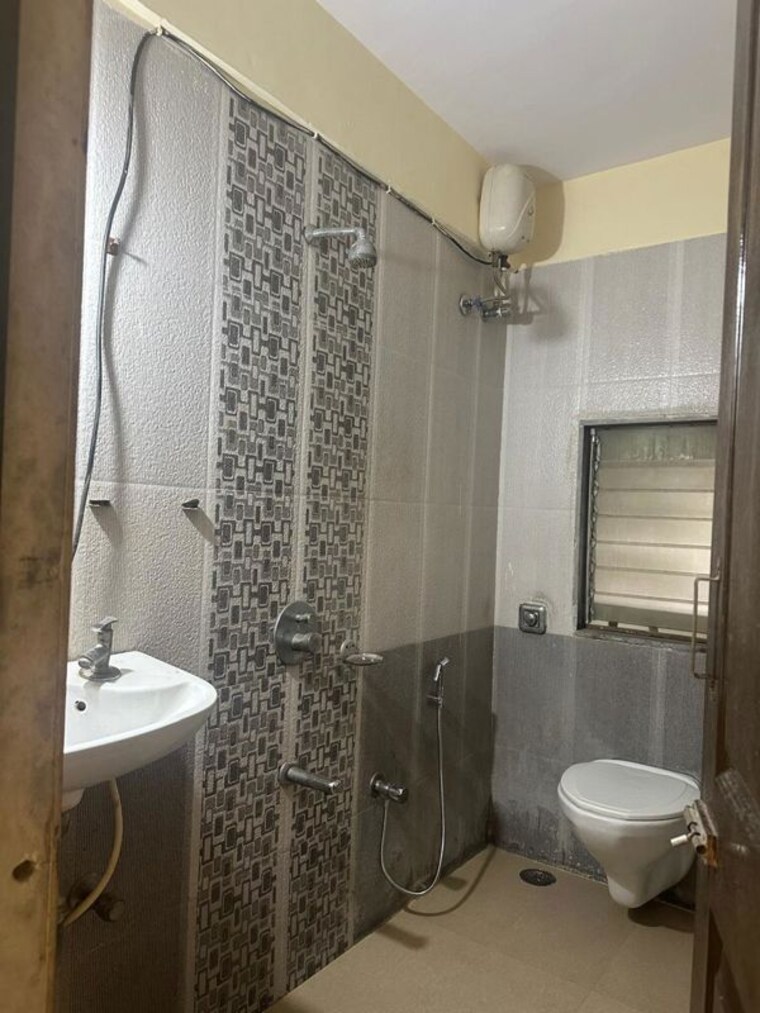 Bathroom, chembur 3 Bedroom 1430 Sq.Ft. Apartment In Chembur Mumbai 9857942