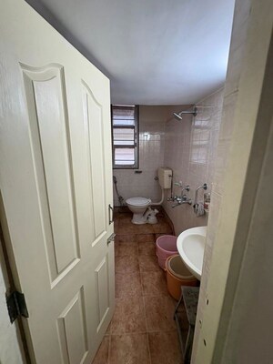 Bathroom in 3 BHK Apartment at Sterling Seaface, Worli – for Rent