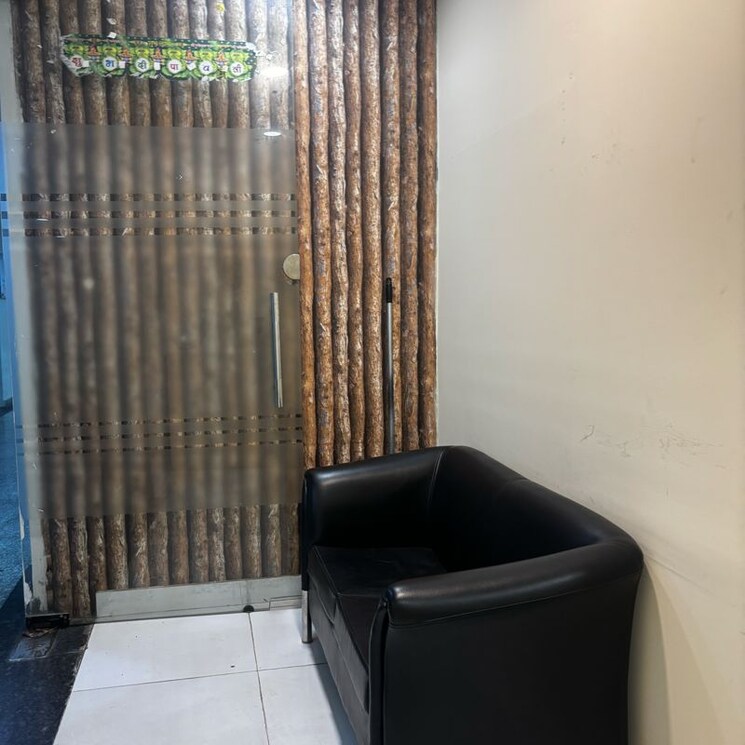 Bathroom, wazidpur Commercial Office Space in IT/SEZ 520 Sq.Ft. In Wazidpur Noida 9857978