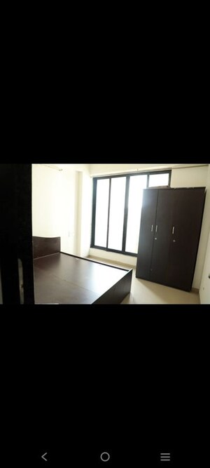 Room in 2 BHK Apartment at Unique Essenza, Chanakyapuri – for Rent