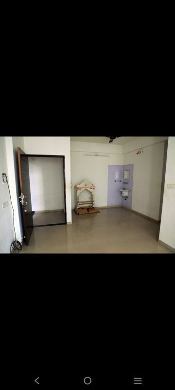 Room in 2 BHK Apartment at Unique Essenza, Chanakyapuri – for Rent