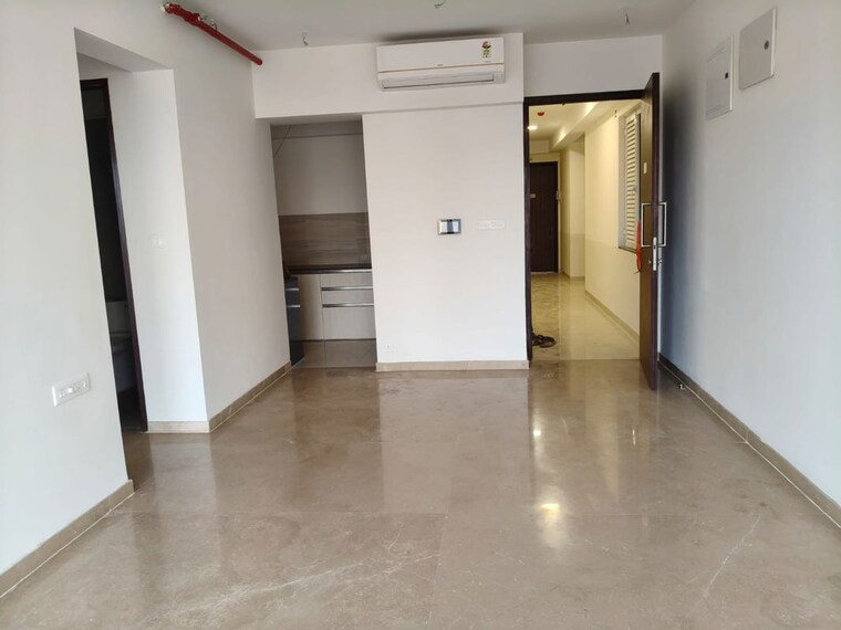 Room, indiabulls-one-indiabulls 2 Bedroom 670 Sq.Ft. Apartment In Pokhran Road No Two Thane 9858013