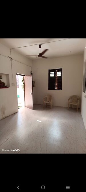 Room in 5 BHK Villa at Hemvir Aura, Ambawadi – for Rent