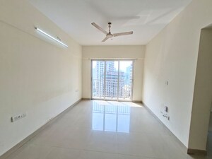 Room in 1 BHK Apartment at The Wadhwa Solitaire, Kolshet Road – for Rent