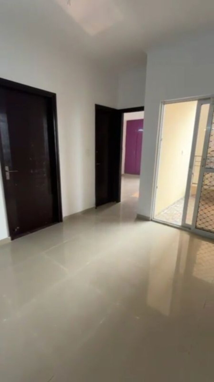 Room, himalaya-pride 3 Bedroom 1453 Sq.Ft. Apartment In Tech Zone 4 Greater Noida Greater Noida 9858042