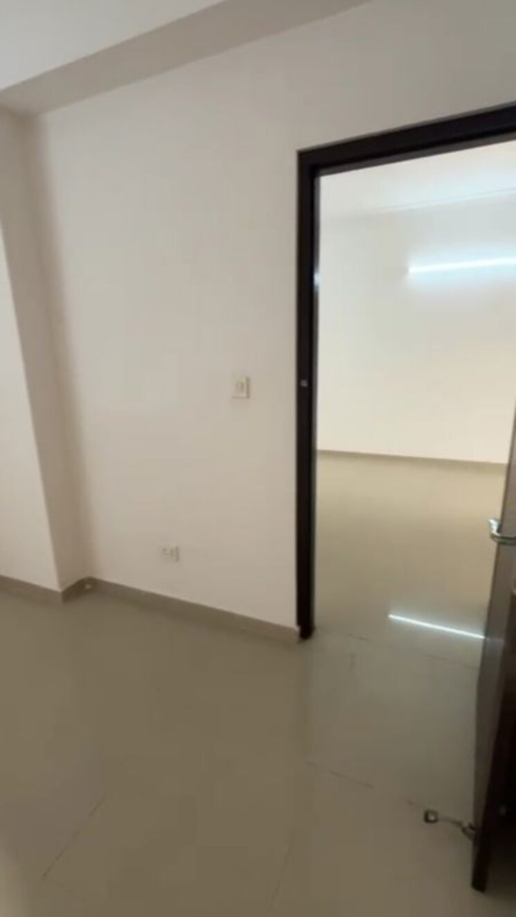 Room, himalaya-pride 3 Bedroom 1453 Sq.Ft. Apartment In Tech Zone 4 Greater Noida Greater Noida 9858042