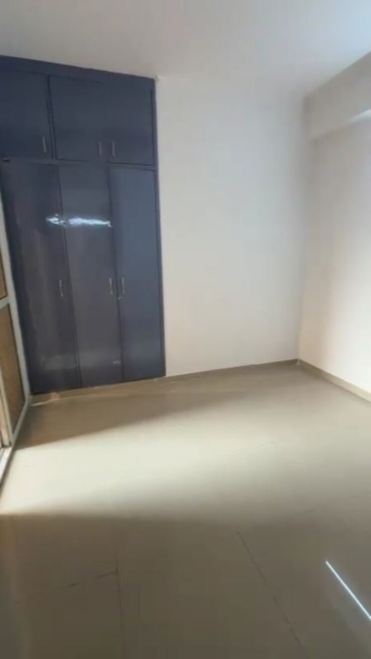 Room, himalaya-pride 3 Bedroom 1453 Sq.Ft. Apartment In Tech Zone 4 Greater Noida Greater Noida 9858042