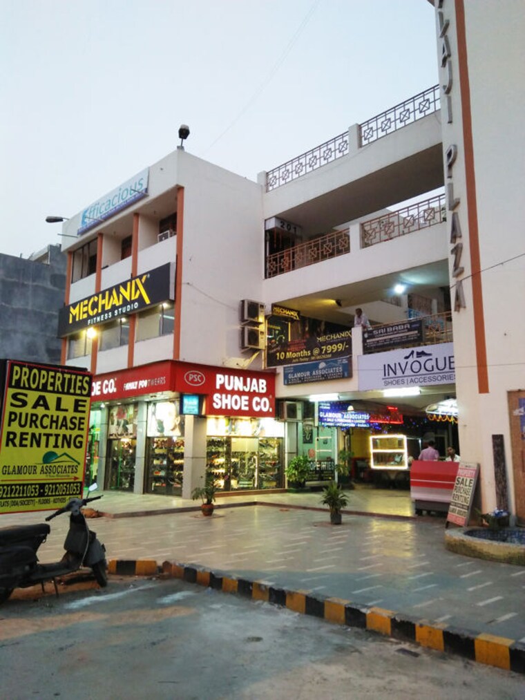 Exterior View, rohini sector 8 Commercial Shop 130 Sq.Ft. In Rohini Sector 8 Delhi 9858027