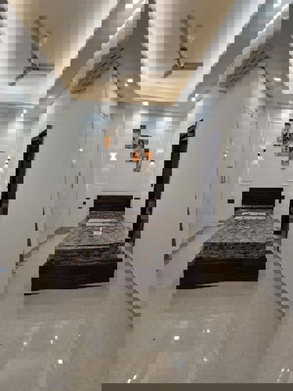 2 BHK Apartment For Rent in Saket